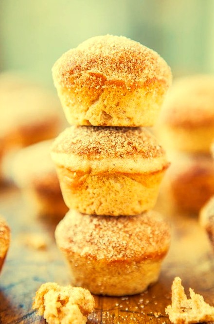 Cinnamon Sugar Mini Donut Muffins en We Heart It.